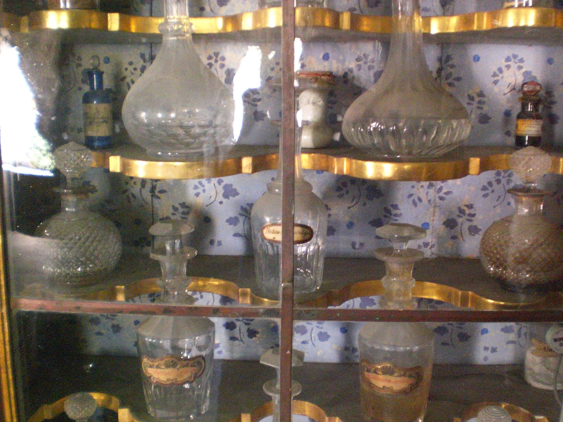Trisulti's Pharmacy (12).JPG